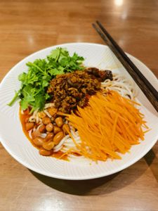 Kunming Cold Rice Noodles