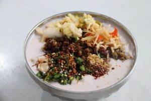 Peanut Soup Rice Noodles